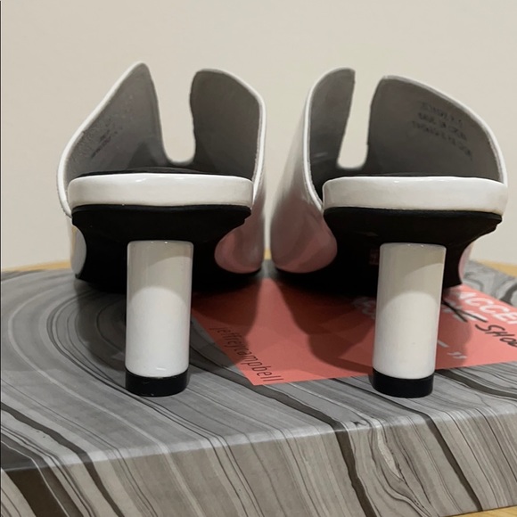 Jeffrey Campbell Saltaire Mules Patent Leather 8.5 - Picture 4 of 4